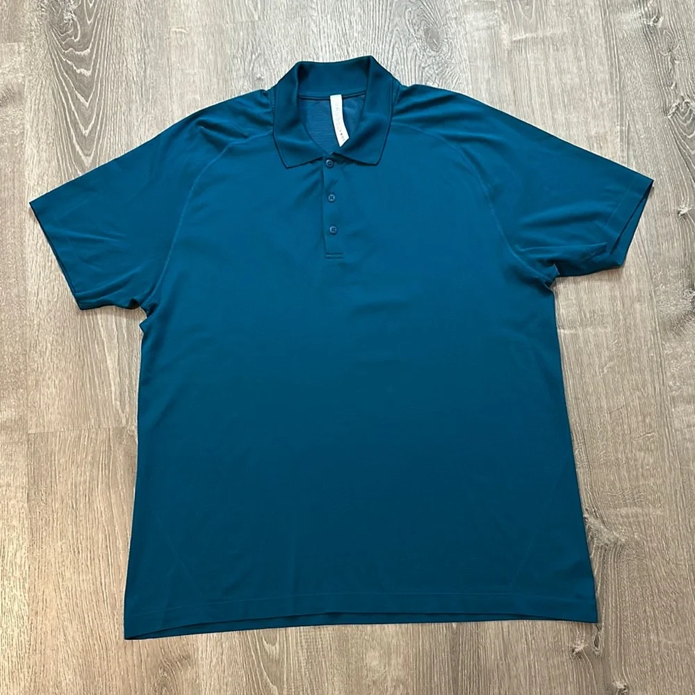 Lululemon Men's XXL Metal Vent Tech Short‎ Sleeve Performance Golf Polo Shirt